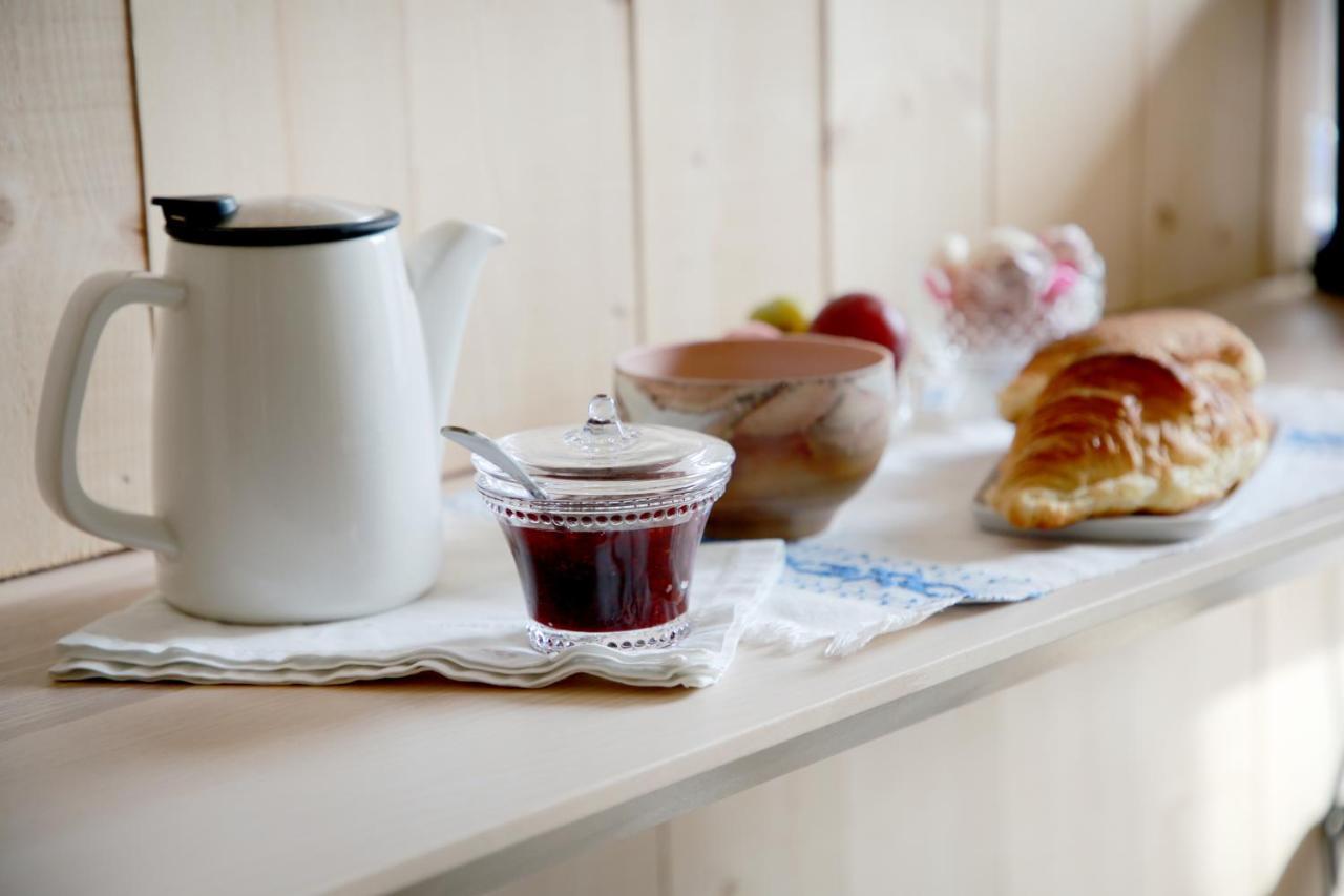 Rejaillir Bed and Breakfast Saint-Ours  Εξωτερικό φωτογραφία